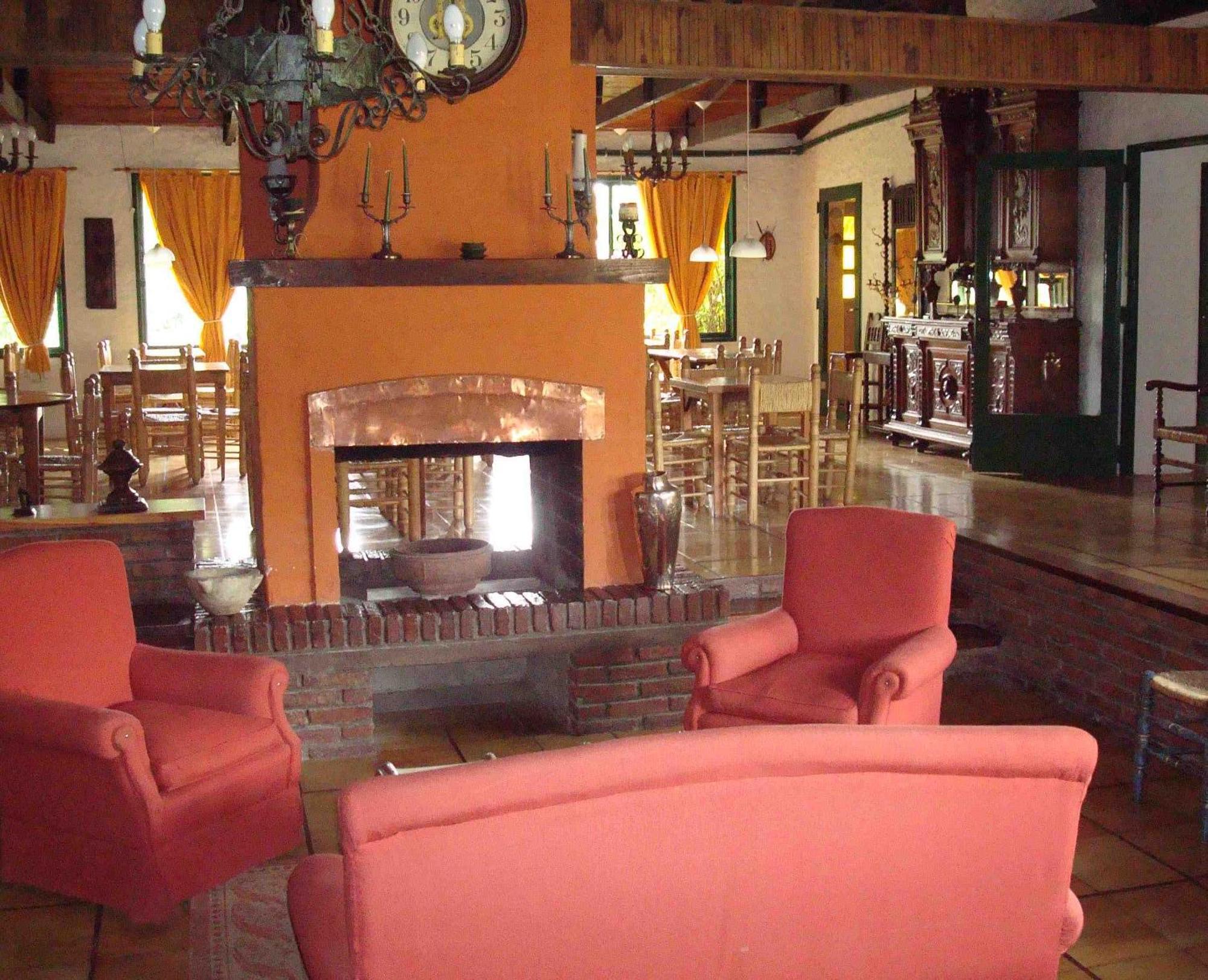 "La Loma" - Vieja Casona Lejlighedshotel El Calafate Eksteriør billede
